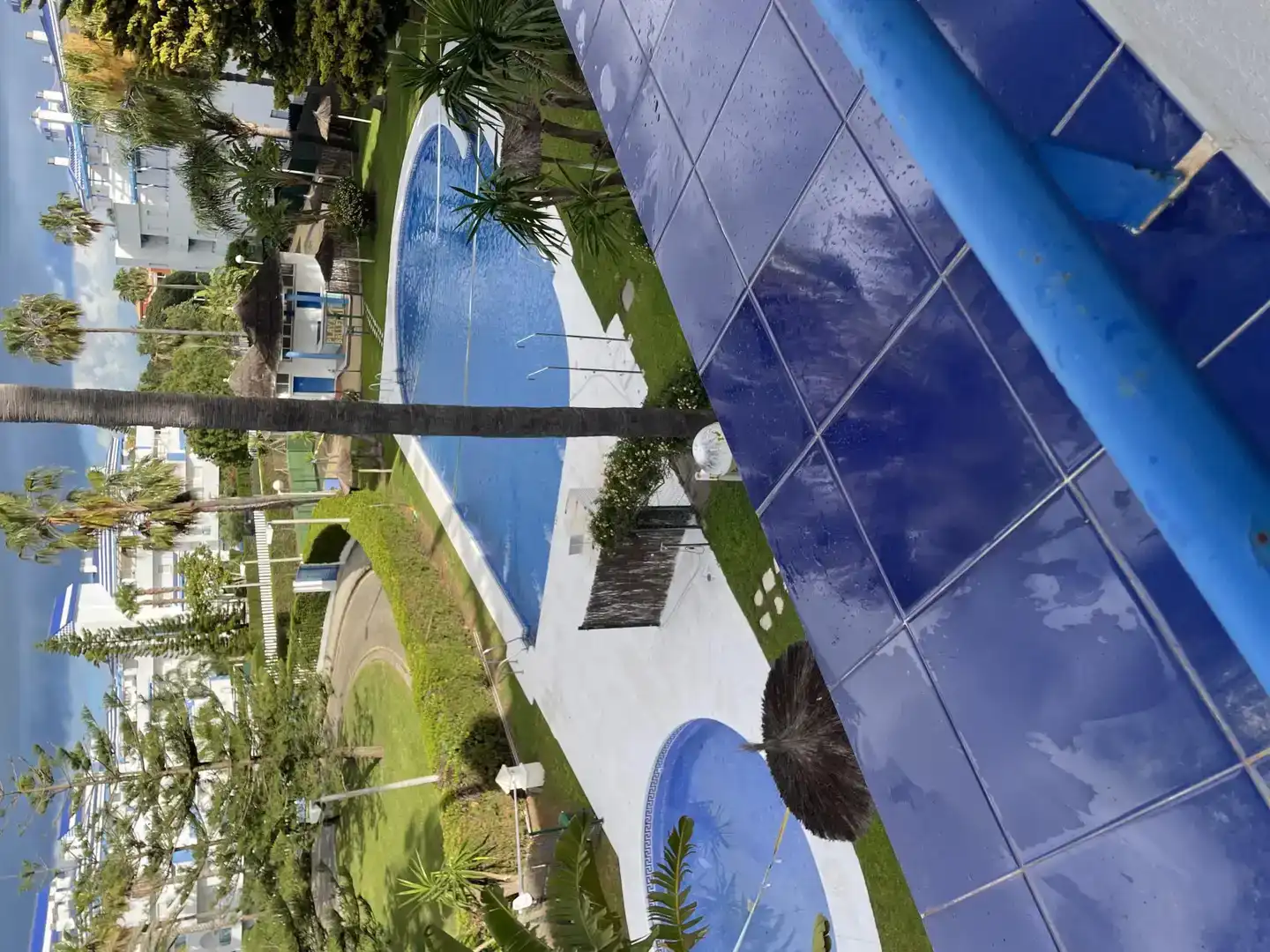 Schwimmbecken von Wohnungen zur Miete in Rota mit Klimaanlage, Privatgarten und Abstellraum