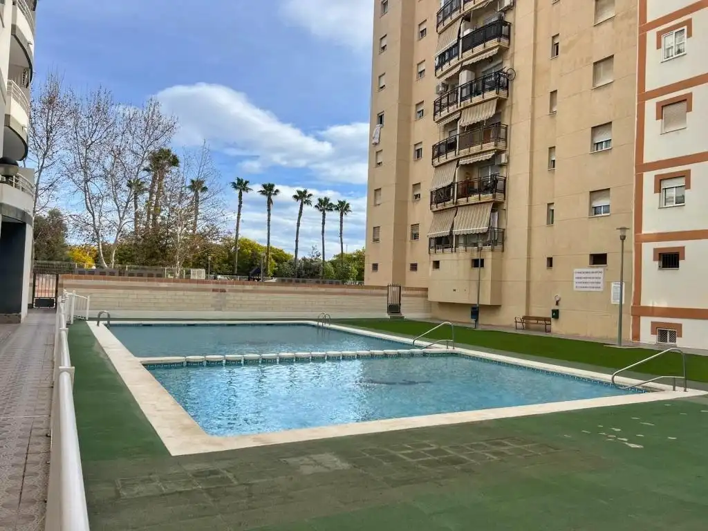 Piscina de Piso en venta en San Vicente del Raspeig / Sant Vicent del Raspeig con Piscina comunitaria