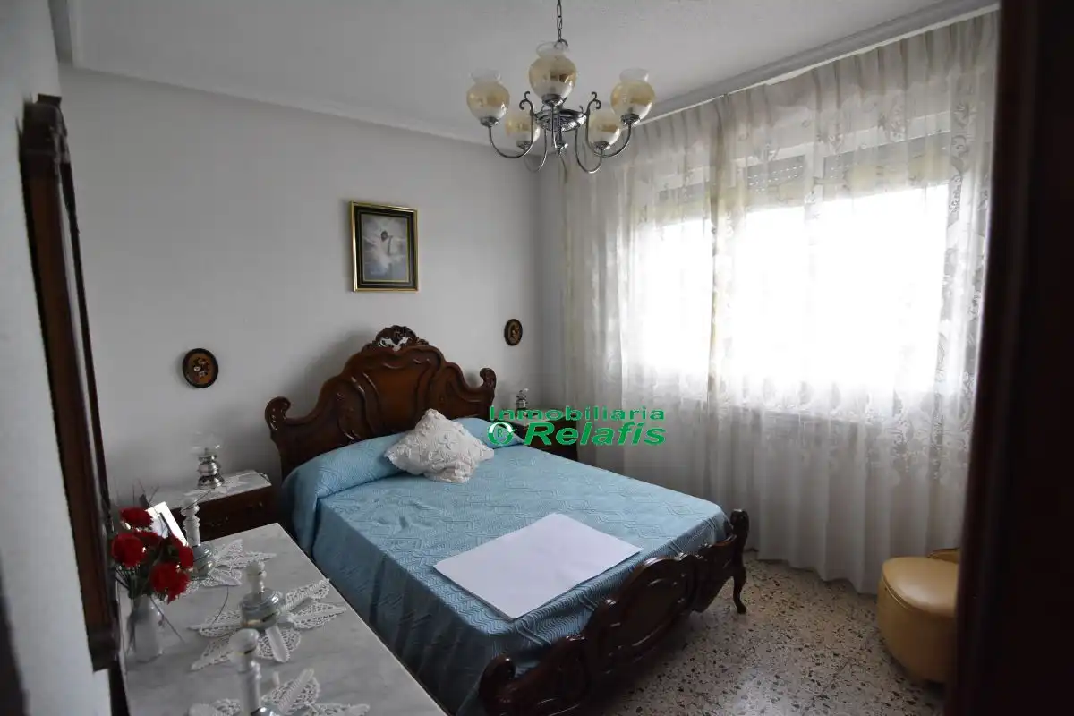 Habitación de Piso en venta en Ciudad Rodrigo con Calefacción, Terraza y Amueblado