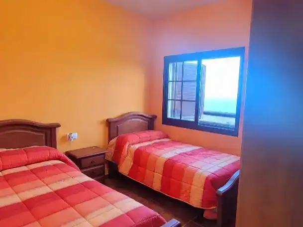 Habitación de Piso en venta en Polopos con Aire acondicionado, Piscina y Amueblado