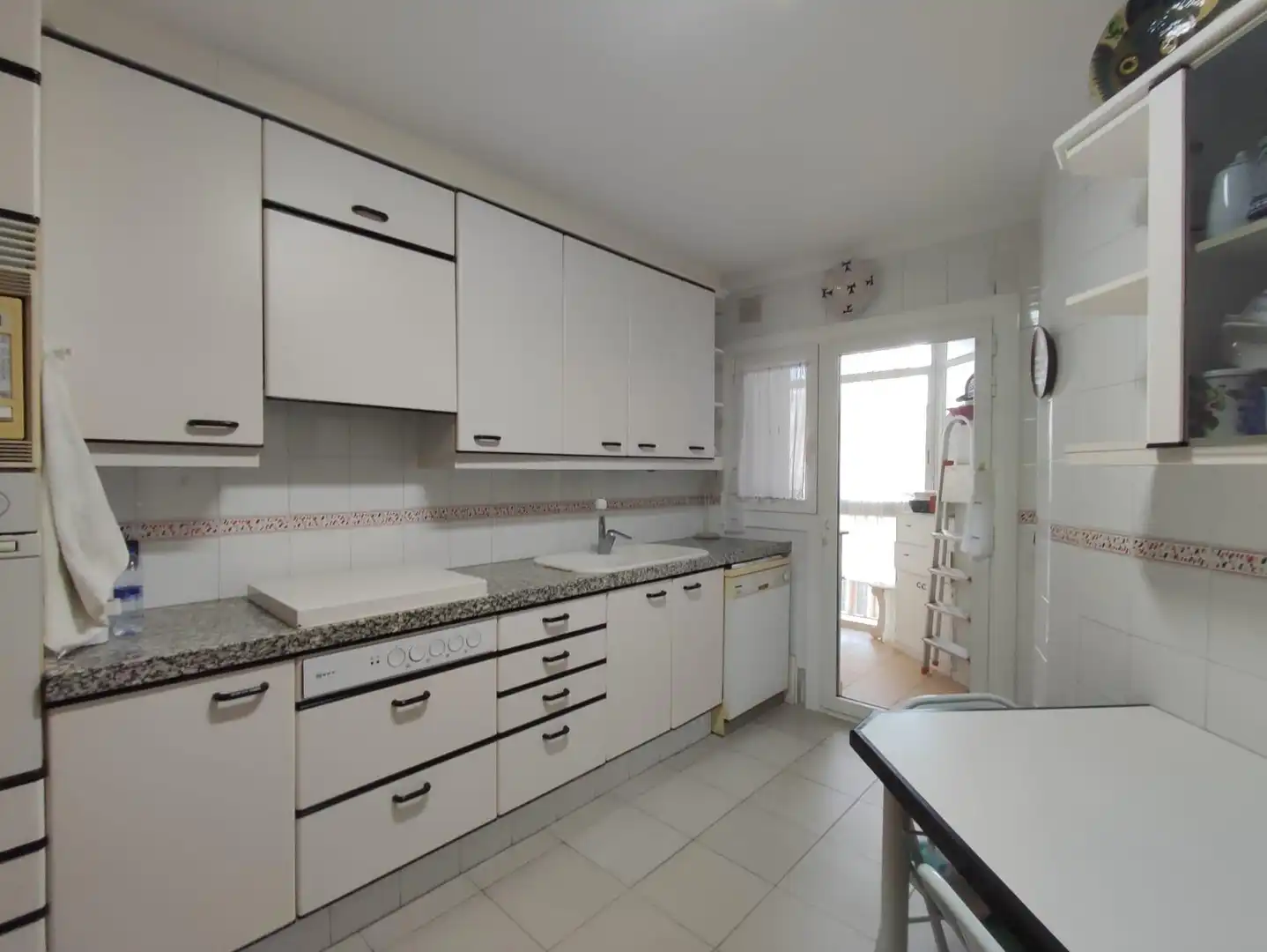 Flat with terrace for sale in Carretera de Cardona, imagen 5