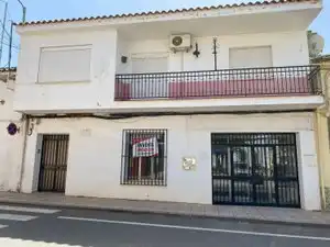 Exterior view of Commercial properties for sale in Montizón