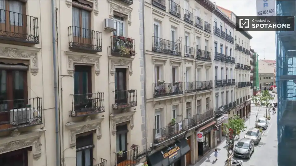 Appartamento con terrazza in affitto a Chamberí, imagen 18