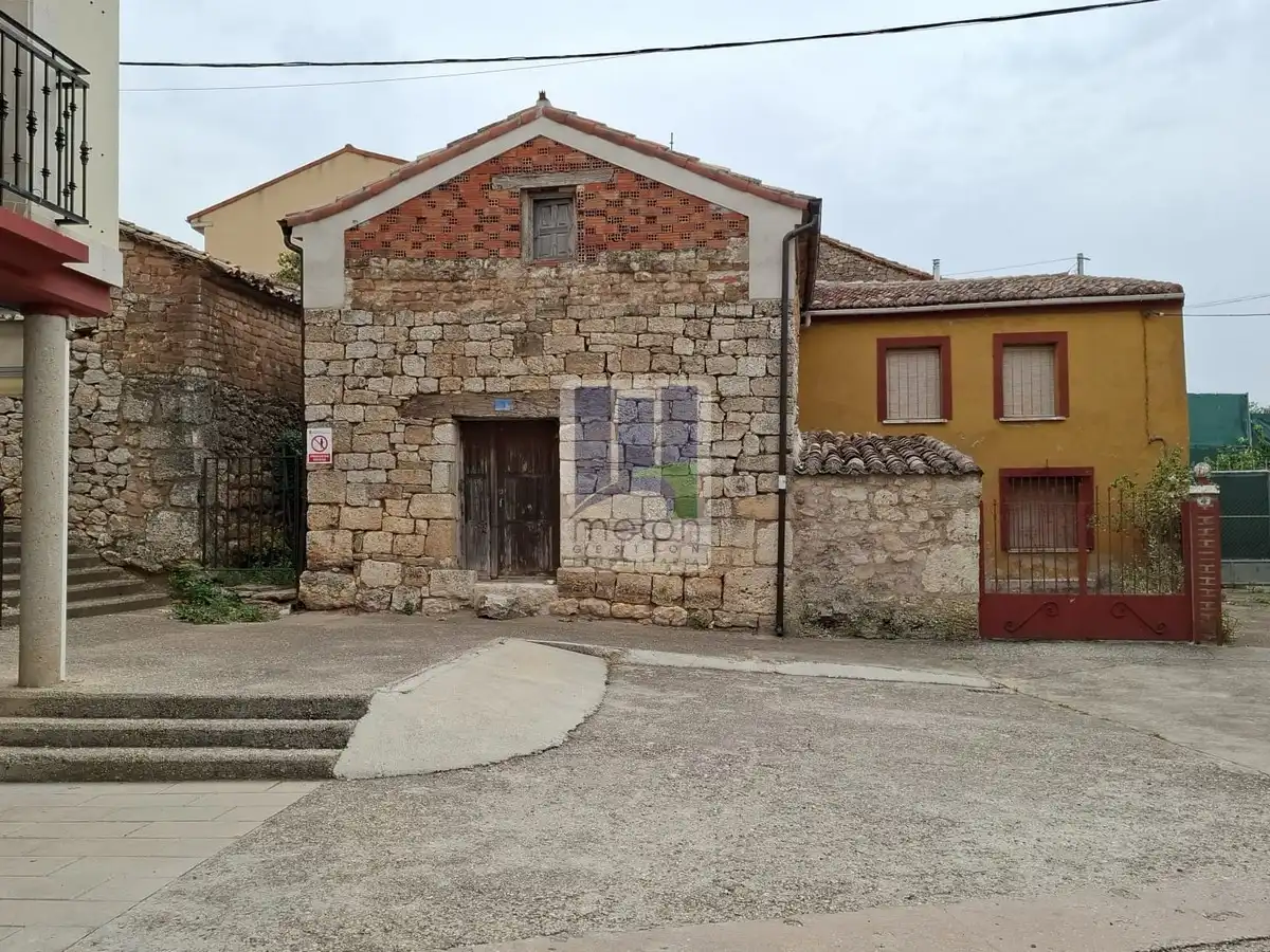 Residential zum Verkauf in MODUBAR DE LA EMPAREDADA, Modúbar de la Emparedada
