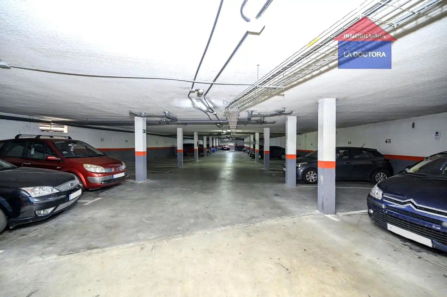 Parking de Piso en venta en Las Ventas de Retamosa con Piscina comunitaria