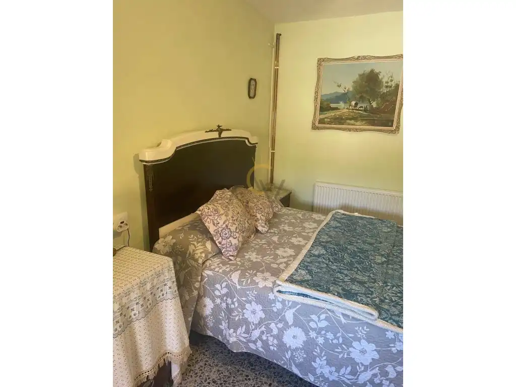 Dormitori de Finca rústica en venda en Villena amb Aire condicionat, Jardí privat i Piscina