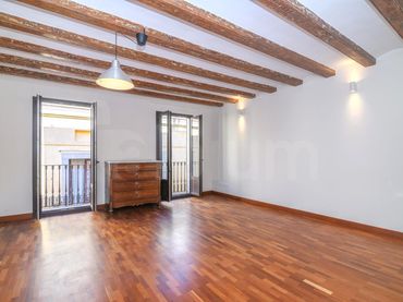 Appartamento con balcone in vendita a BANYS NOUS