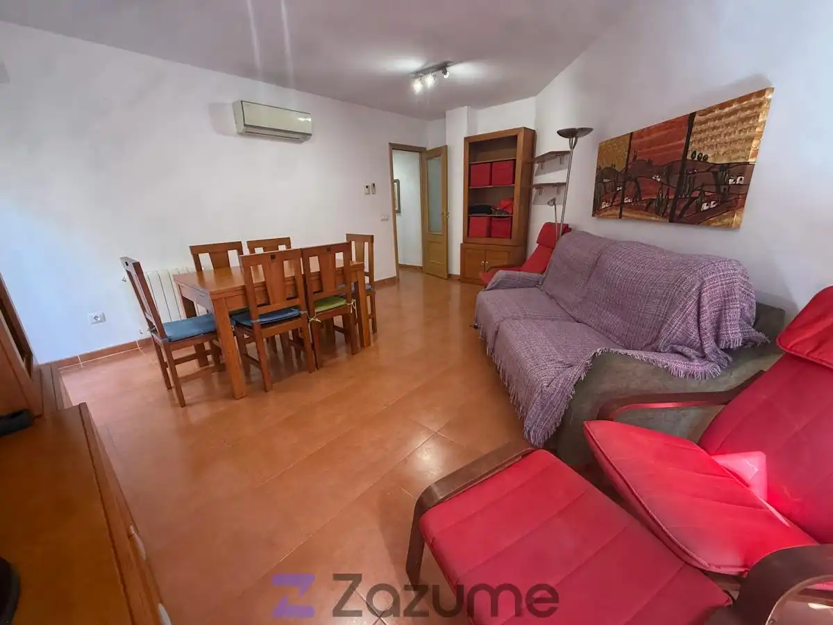 Apartament amb terrassa de lloguer a Carrer Ambaixador Irles, imagen 2