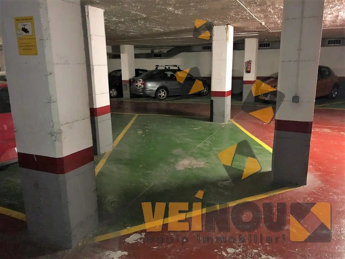 Garaje en venta en Carrer del Tinent Flomesta, Sants