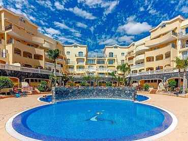 Apartment mit Pool zum Verkauf in Los Cristianos