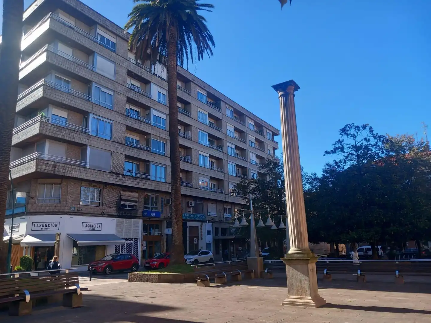 Vista exterior de Piso en venta en Torrelavega  con Calefacción, Terraza y Trastero