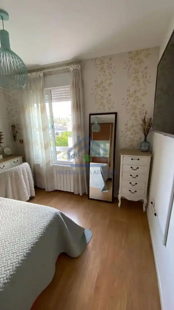 Appartement avec piscine à louer à Genil, imagen 25