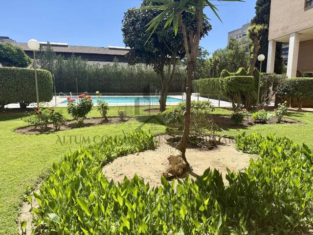 Piso en Venta en Calle Antonio Maura Montaner en Bami - La Estrella