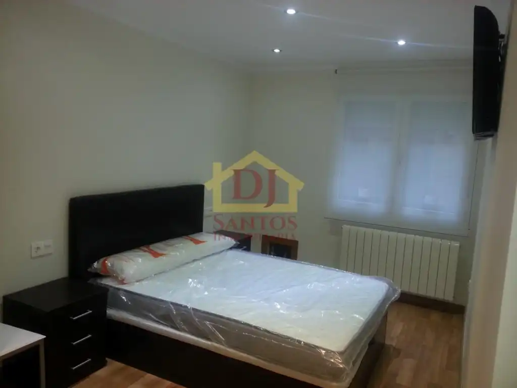Apartamento de alquiler en Avenida de Italia, Carmelitas