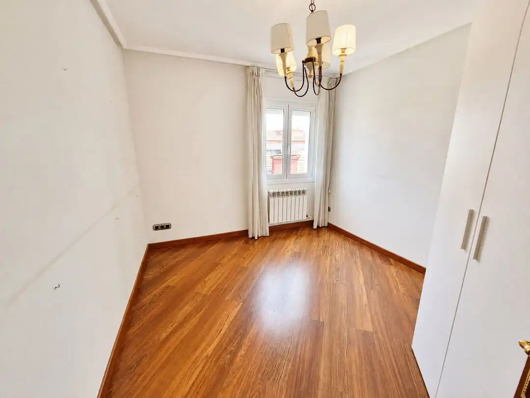 Bedroom of Flat for sale in Portugalete  with Heating and Balcony