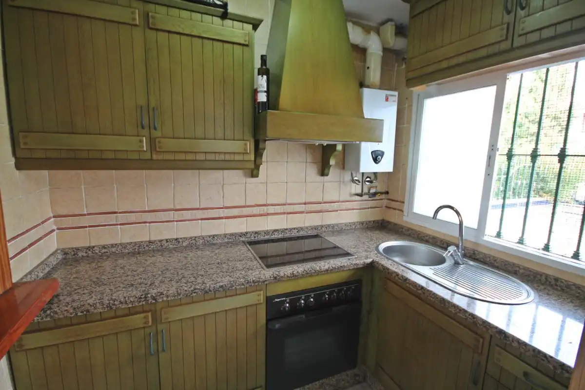 Terraced house with terrace for sale in Calle pinzón, imagen 6