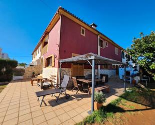 Exterior view of Single-family semi-detached for sale in Benicasim / Benicàssim  with Private garden