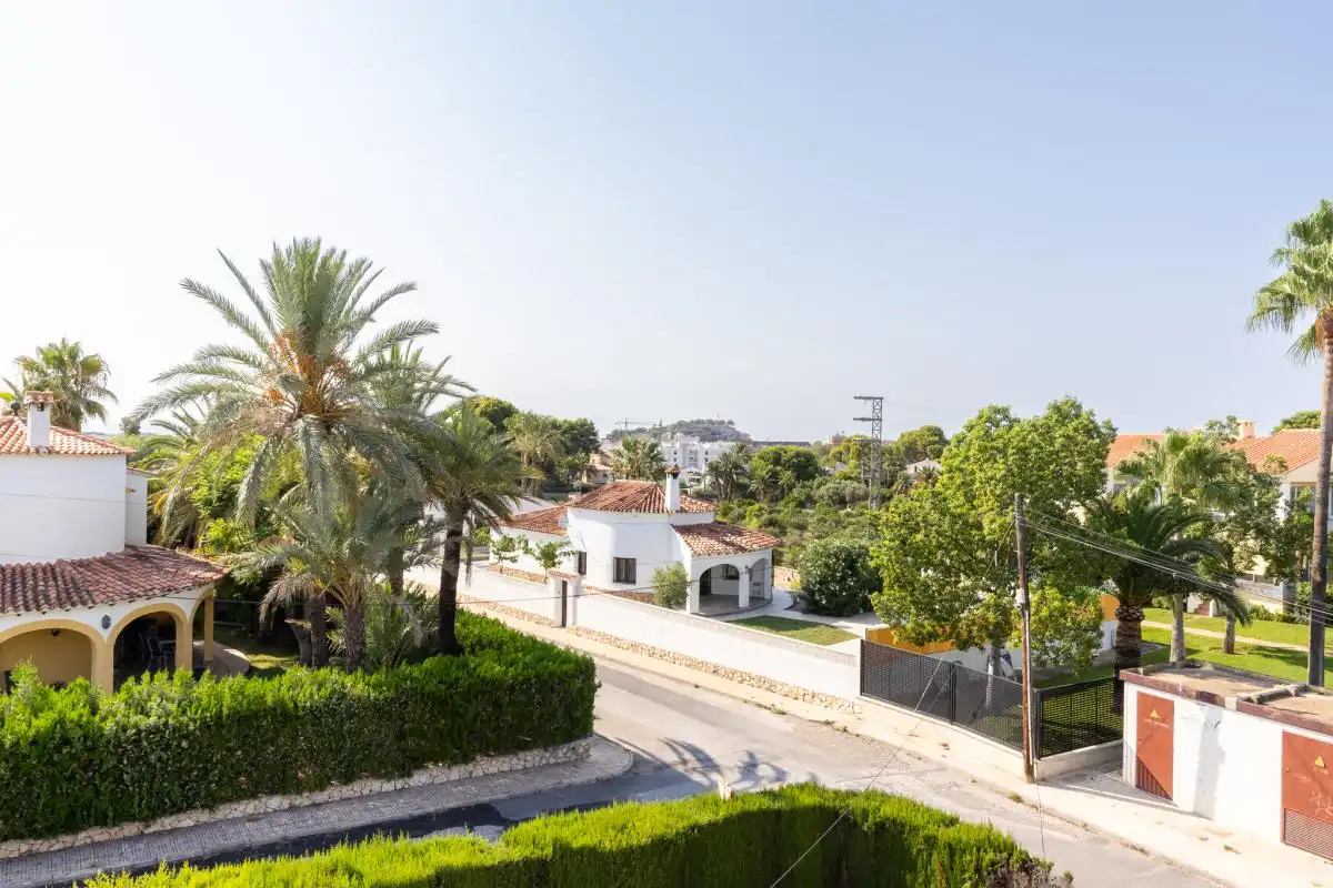 Houses for sale in Carrer Altair, El Montgó