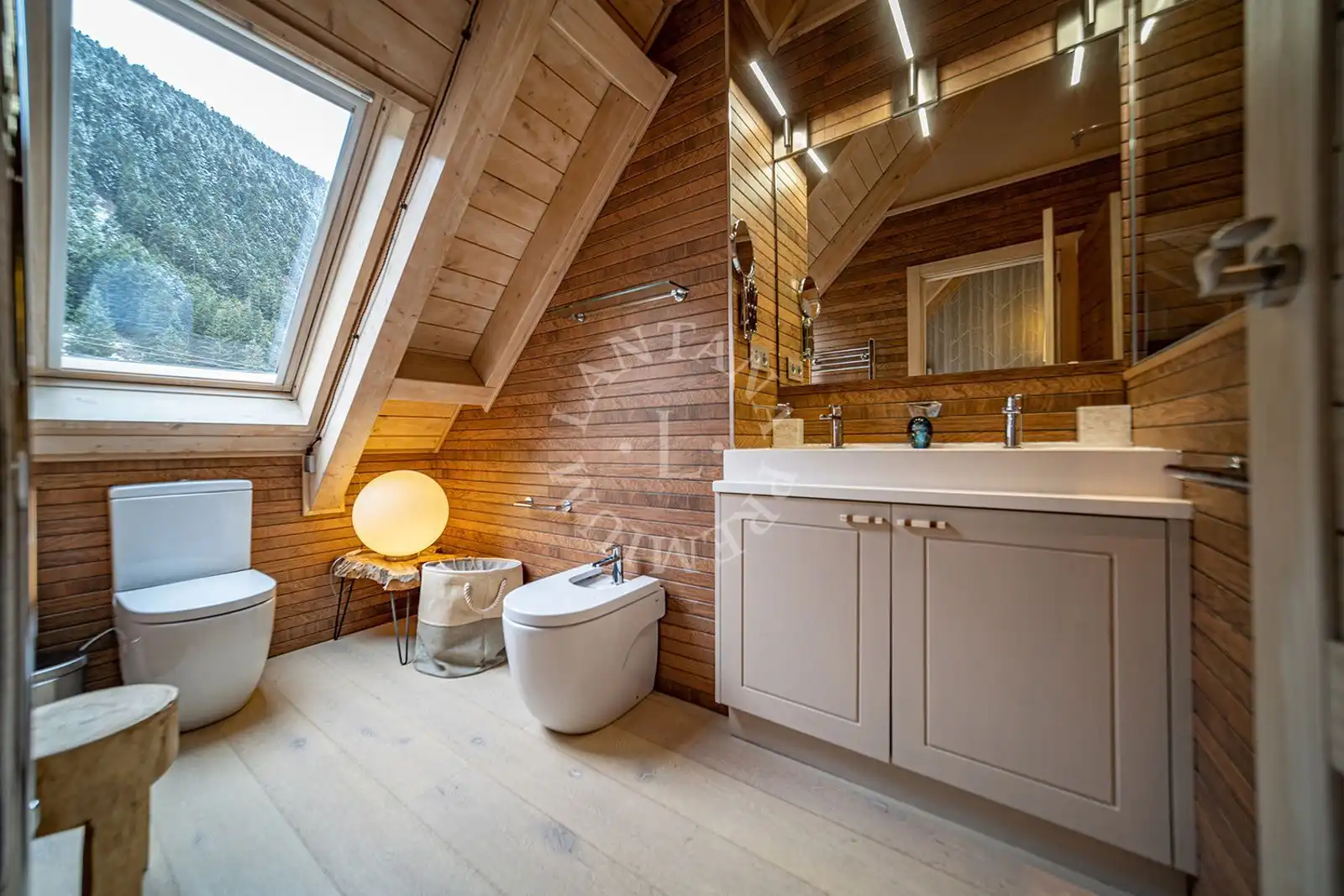 Baño de Casa o chalet en venta en Naut Aran con Terraza y Trastero