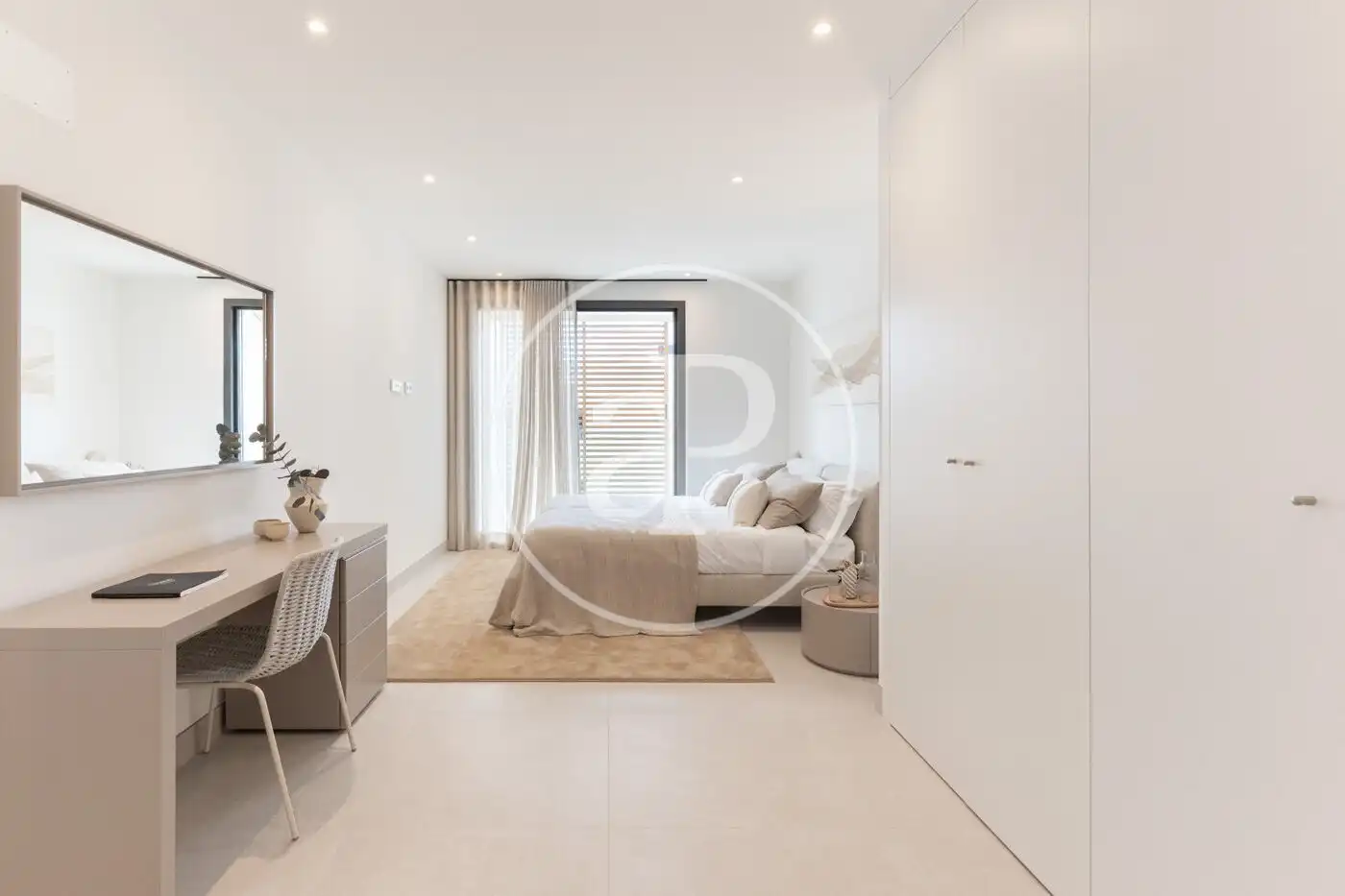 Schlafzimmer von Dachboden zum Verkauf in Campos mit Klimaanlage, Heizung und Privatgarten