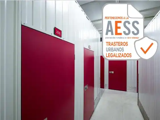 Vista exterior de Traster de lloguer en Zaragoza amb Alarma