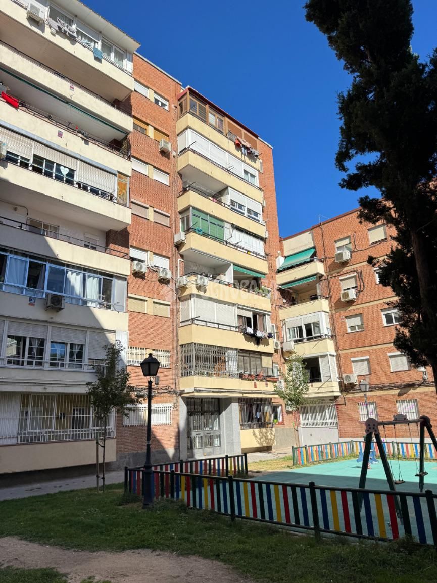 Exterior view of Flat for sale in  Madrid Capital  with Air Conditioner, Heating and Terrace