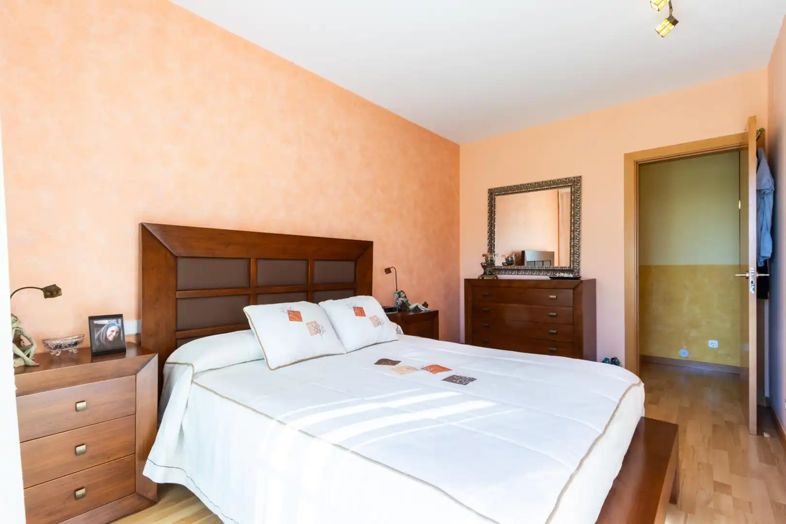 Dormitori de Casa adosada en venda en Castellar del Vallès amb Aire condicionat, Calefacció i Terrassa