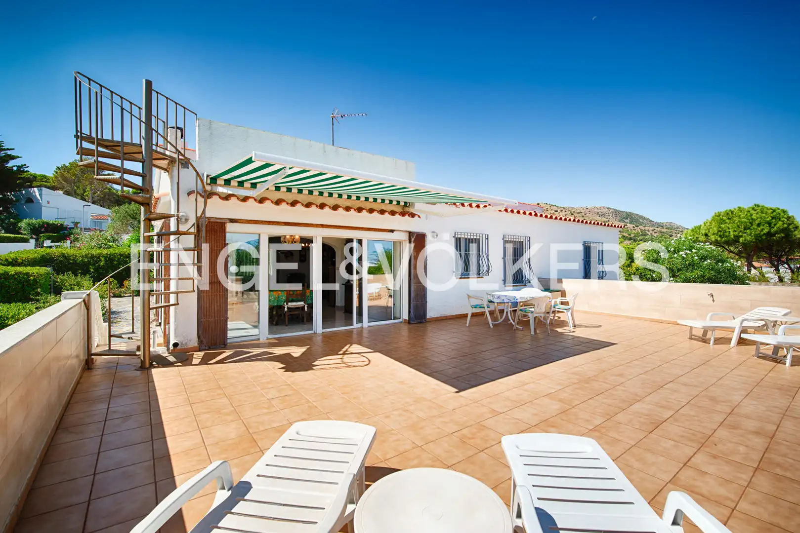 Casa amb jardí en venda a Carrer la Meda, imagen 3