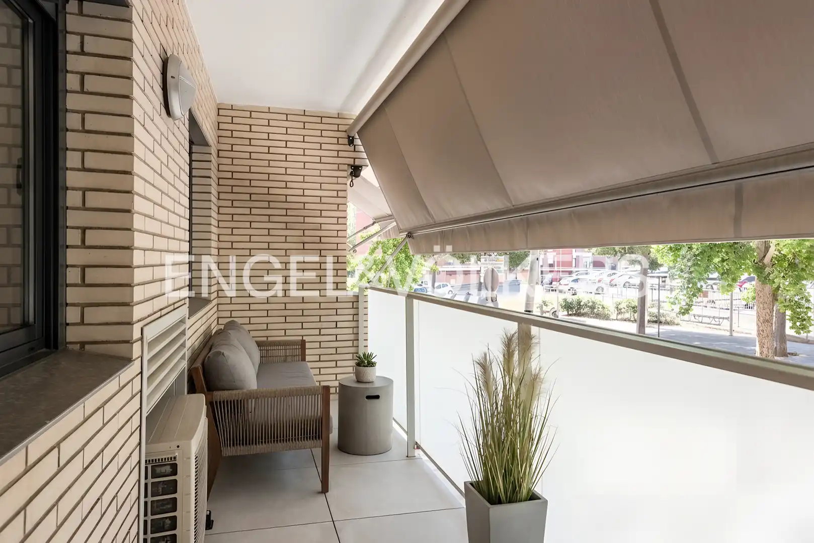 Terraza de Apartamento en venta en Sant Boi de Llobregat con Aire acondicionado, Calefacción y Parquet