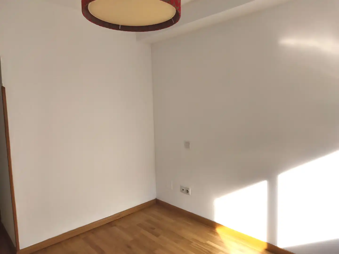 Bedroom of Flat for rent in Madrid  with Air Conditioner, Heating and Private garden