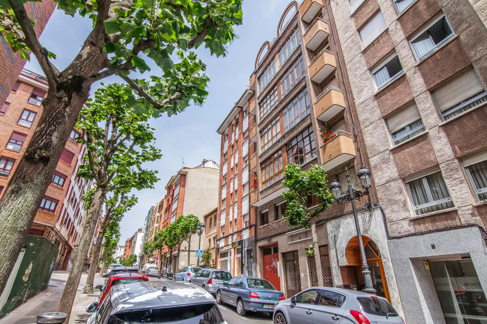 Exterior view of Flat for sale in Oviedo   with Heating, Storage room and Furnished
