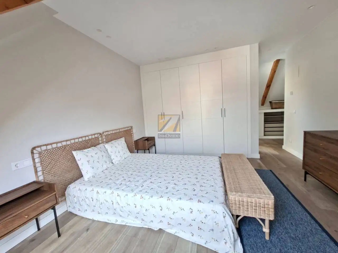 Bedroom of Attic for sale in Oviedo   with Heating, Terrace and Furnished