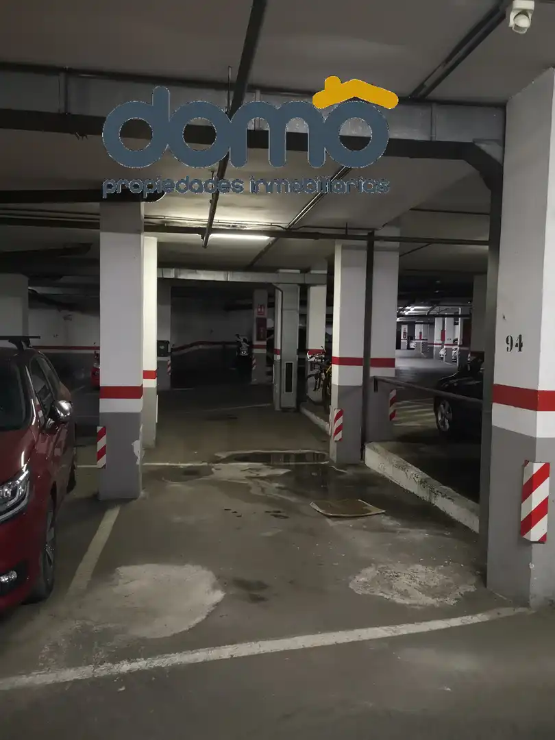 Parkplatz von Garage zum Verkauf in Almería
