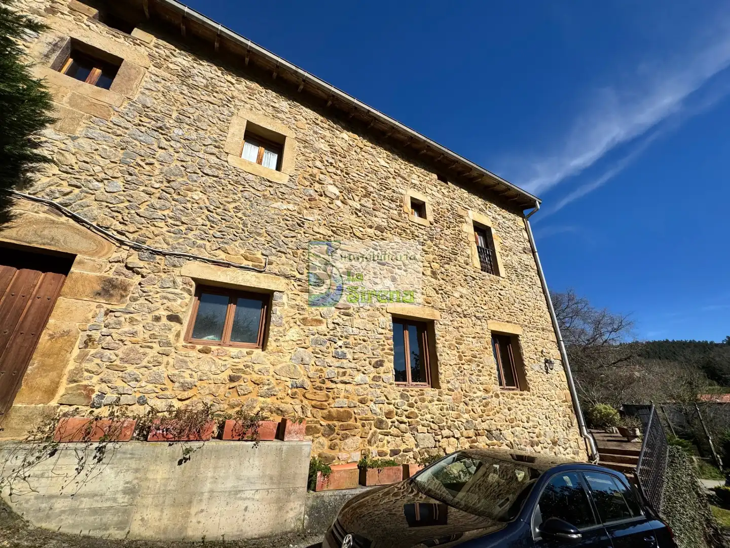 Vista exterior de Casa o chalet en venta en Castro-Urdiales con Calefacción, Jardín privado y Terraza