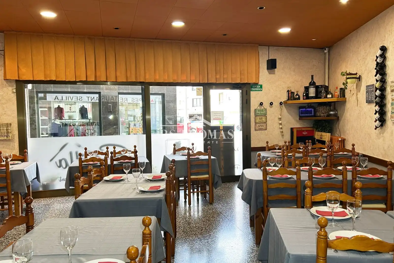 Locale commerciale in cessione a Les Escaldes, imagen 3