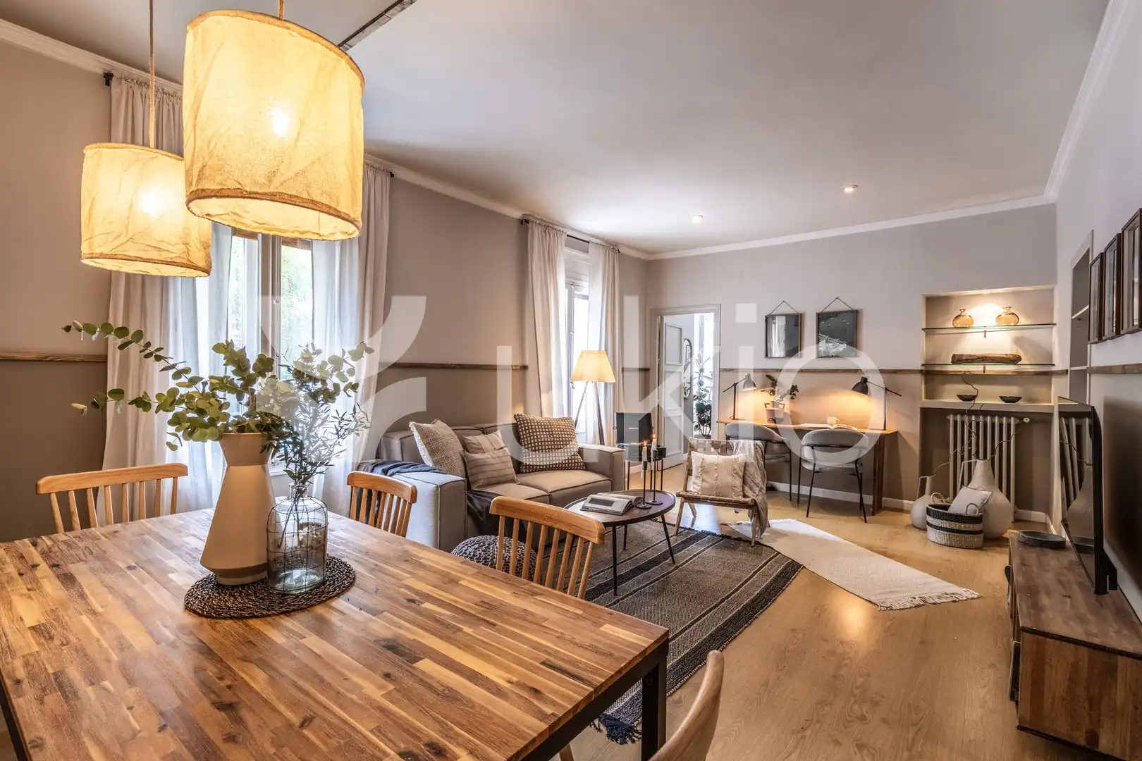 Sala d'estar de Apartament de lloguer en Madrid amb Aire condicionat, Calefacció i Moblat