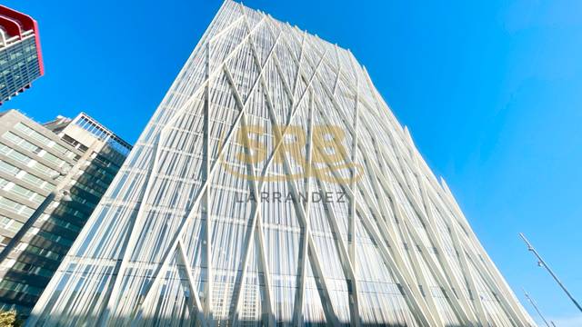 Oficina en Alquiler en Plaça d'Ernest Lluch i Martin en El Besós i el Maresme