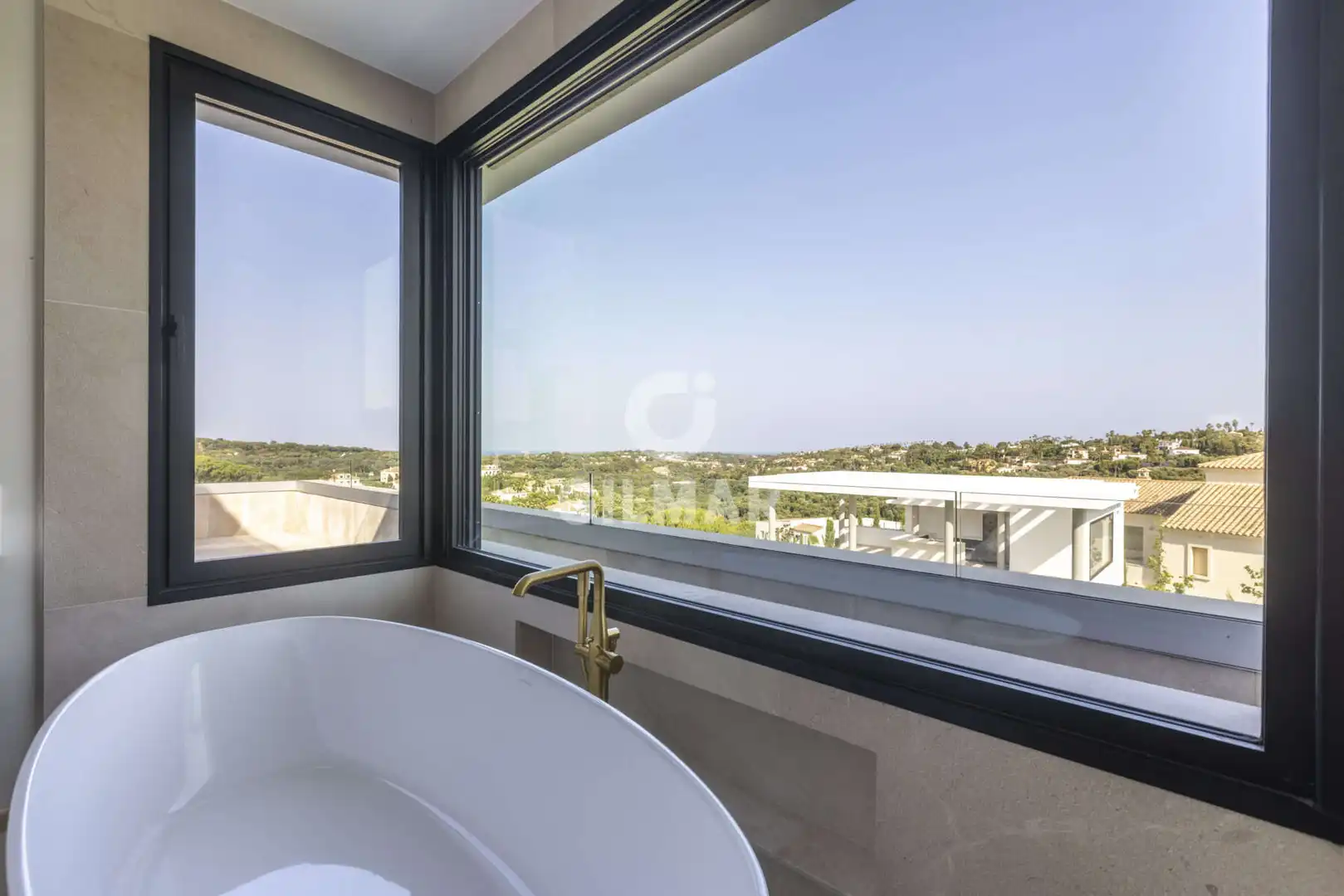 Bany de Casa o xalet en venda en Sotogrande amb Calefacció, Jardí privat i Piscina