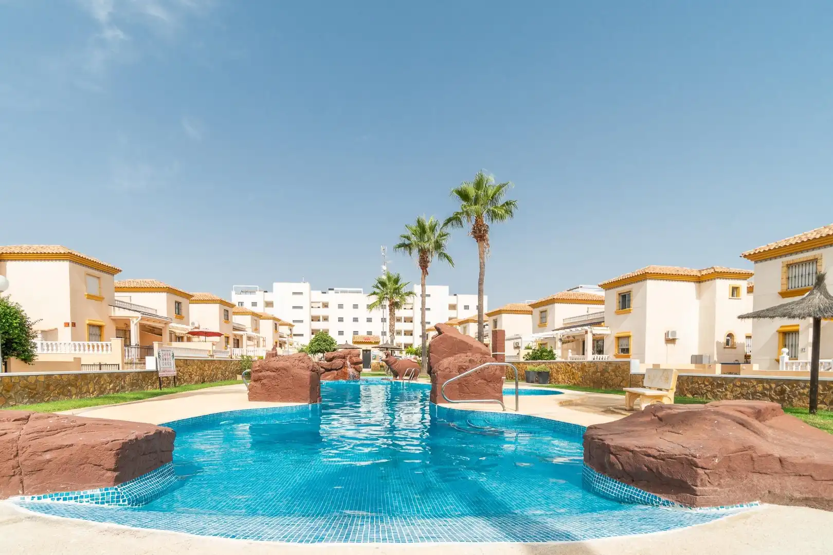 Swimming pool of Apartments for sale in Orihuela