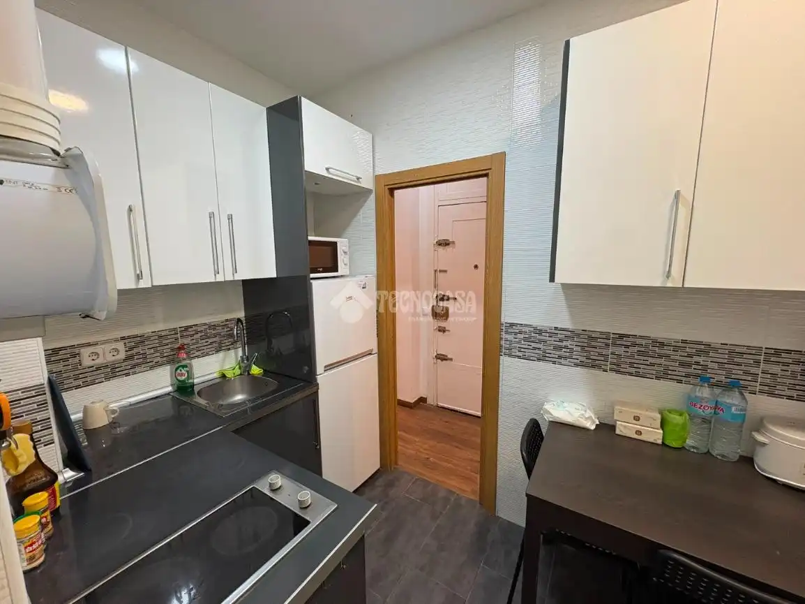 Kitchen of Flat for sale in Madrid  with Air Conditioner and Furnished