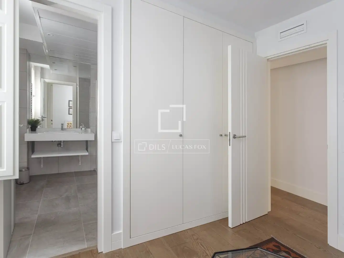 Schlafzimmer von Wohnung zur Miete in Madrid mit Klimaanlage, Heizung und Parkett