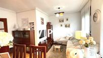 Living room of Flat for sale in Cáceres Capital  with Air Conditioner and Heating