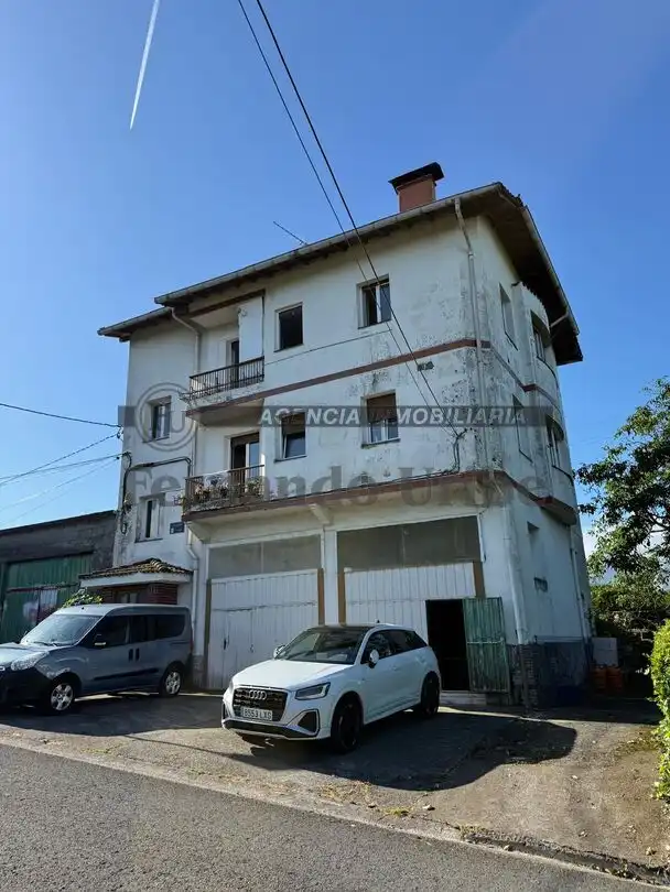 Außenansicht von Wohnung zum Verkauf in Iurreta mit Privatgarten, Abstellraum und Balkon