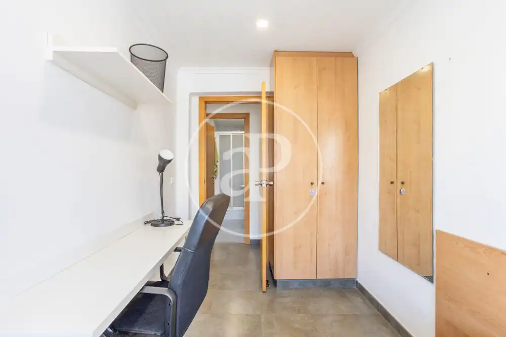 Flat for rent in Valencia  with Heating, Furnished and Balcony