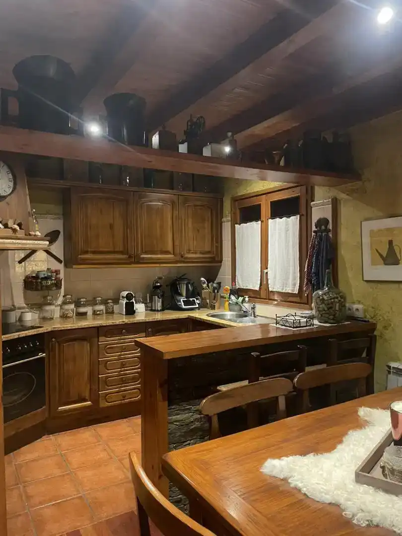 Cuina de Casa adosada en venda en Prats i Sansor amb Jardí privat, Parquet i Traster