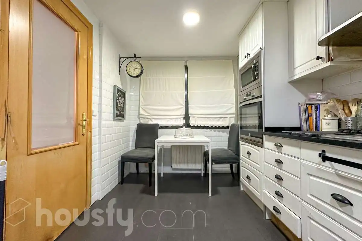 Kitchen of Houses for sale in Aranjuez  with Air Conditioner, Heating and Private garden