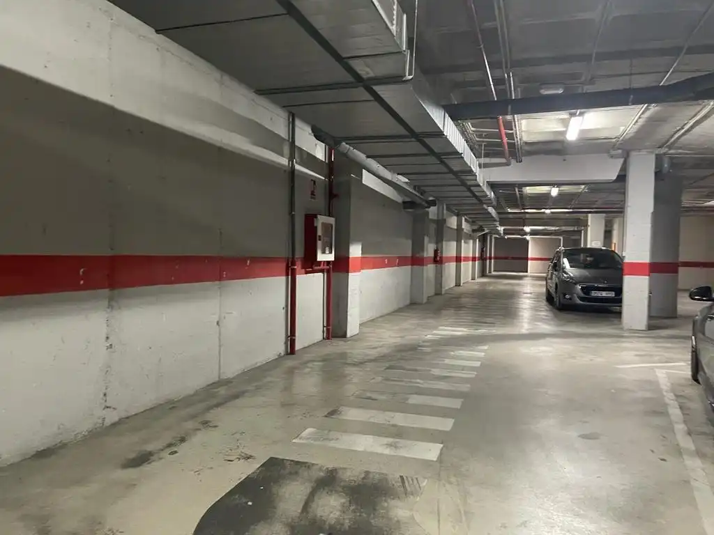 Aparcamiento en venta en Calle de la Virgen del Pilar 24, imagen 14