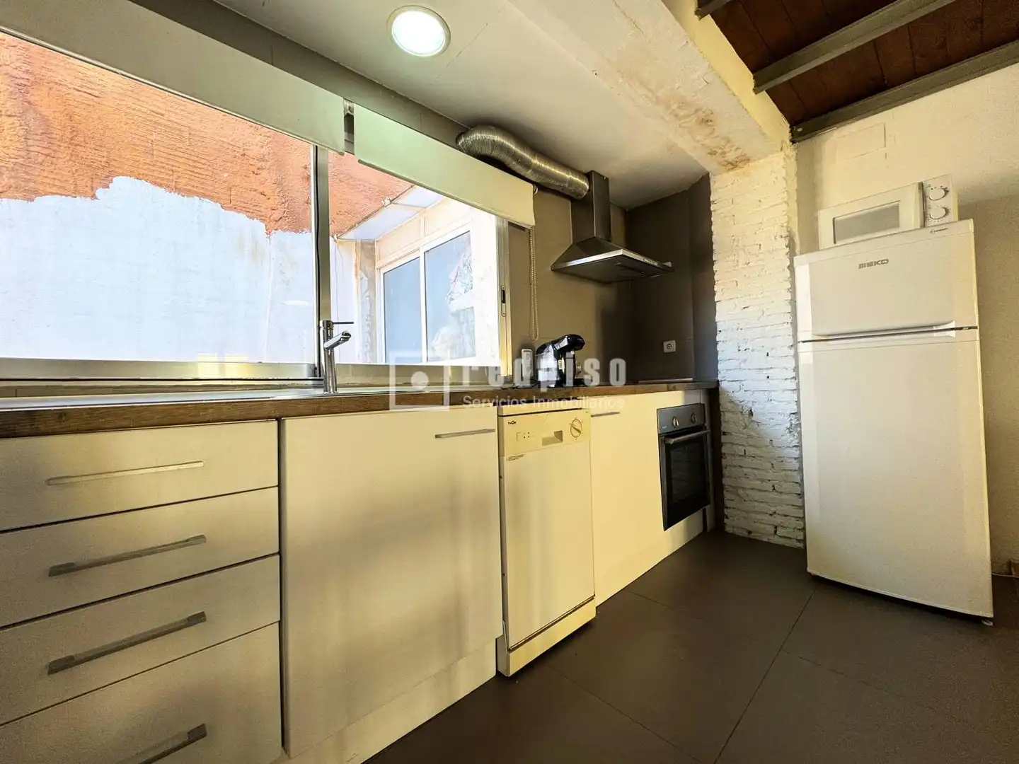 Cocina de Loft de alquiler en Valencia con Aire acondicionado, Terraza y Amueblado
