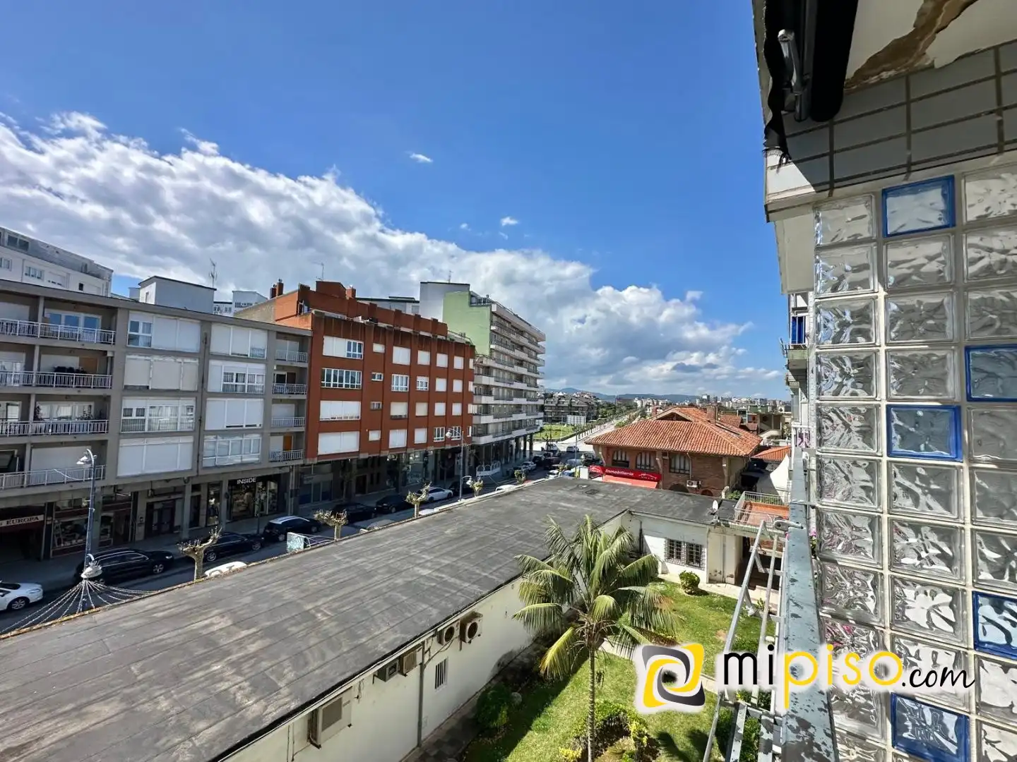 Außenansicht von Wohnung zur Miete in Laredo mit Terrasse und Möbliert