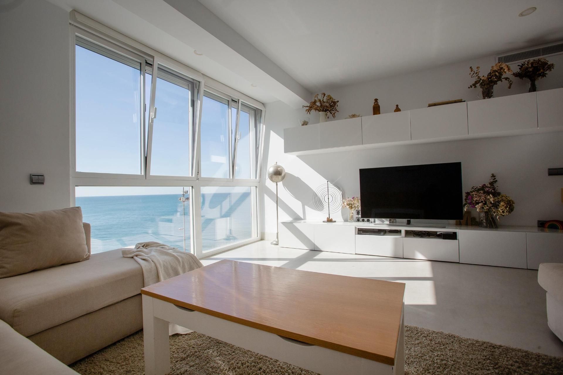 Living room of Flat for sale in  Cádiz Capital  with Heating